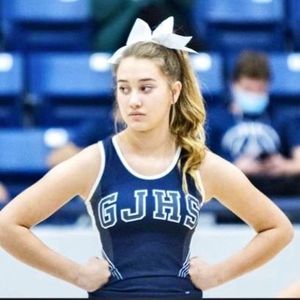 Meet your Posher, Eve's